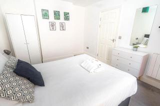 Cardiff Comfort 2 Bedroom Suites With Parking - 4