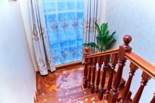 Residence Next Door-5 - 6