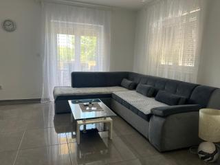 Apartment CReO Loborika - 8