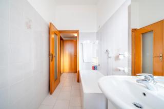 Sun Tower by Quokka 360 - Spacious Bike Holiday Home near Lake Como - 2