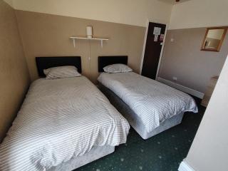 Kenilworth Hotel - 3