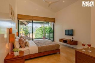 StayVista at Pura Vida with Pool & Lawn - 1