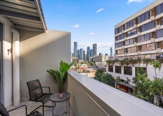 2 Level Skyloft - Resort Pool - Sleeps 6 - Baby Stay - 8