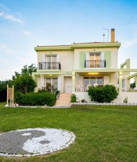 Luxury Beachfront Villa Poseidon Artemisiou Παραθαλάσσια Βίλα στην βόρεια Εύβοια για φιλοξενία 9 ατόμων - 4