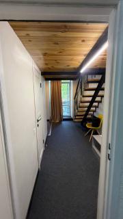 Mezzanine Hotel - 8