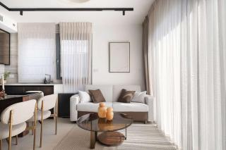 Executive 2BR Balcony - Diz Center - MAMAD - D80 - 9