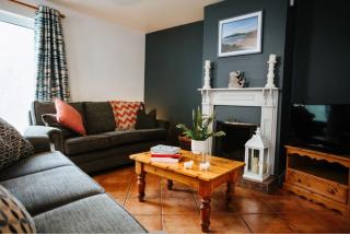 Dingle Harbour Cottages 3 Bed - Sleeps 6 by Trident Holiday Homes - 8