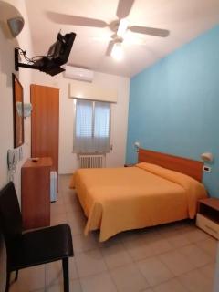 Hotel Gladys - 9