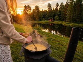 Peaceful Nature Cottage near Talsi with Hot Tub, Sauna & Pond, Camping Ives - 9
