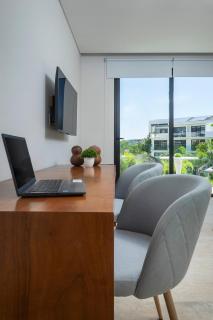 Spectacular Studio in Resort Complex, pool, gym - 3