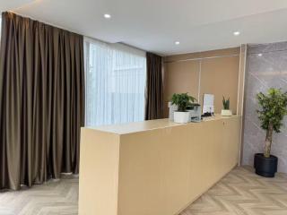 Royal Palace Garden Hotel - 7
