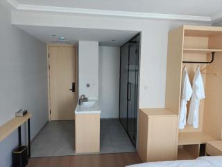 Royal Palace Garden Hotel - 5