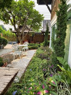 The Niceprirom Lace House - 6
