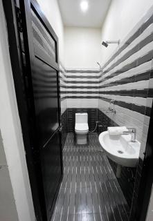 Hotel rahul prime - 8