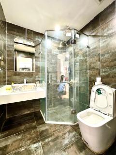Romantic Sunset Studio Near National Convention Center Hanoi Vietnam District - 2