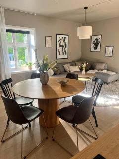Central 4 bedroom apartment - steps from Bryggen - 6