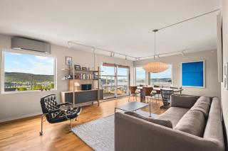 Panoramic Views - Family Home at Fløyen! - 0