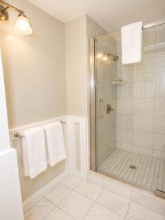 Bellevue House - 4