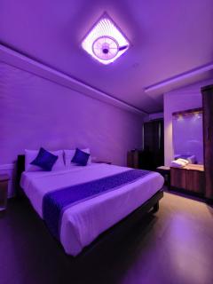 Hotel Grand Vista - 8