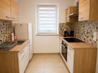 Small apartment Sankt Poelten near hospital and train station - 2