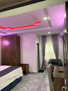 London Villa Exclusive Hotel & Suites LTD - 1