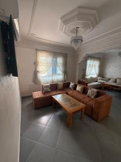 Stylish 2-Bedroom Appartement Near Anza Beach - 2