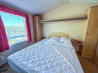 6 Berth Pet Friendly Static Caravan By Hunstanton Beach Ref 13011L - 3