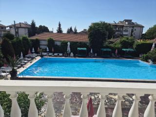Family Hotel Zhelkovi - Olympia - 8