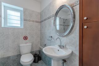 Andreas Beachfront Hostel - 5
