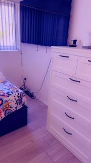 32 Hatton Guest House - 4