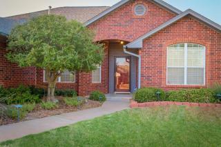 A Serene Family Stay in Edmond - 0