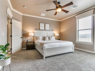 Welcome Home to Comfort and Convenience in Norman! - 7