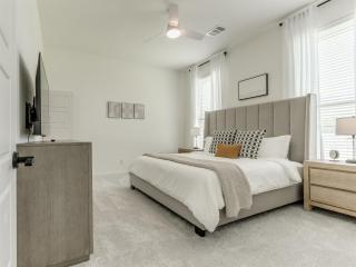 Spacious Furnished 3BR Norman Home Near OU - 8