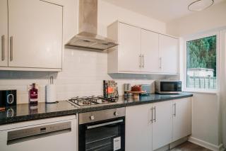 Fairlawn House - 4