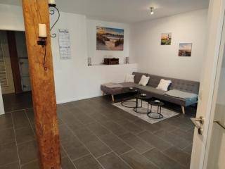 NEU! Ferienhaus am Kanal - 9