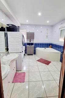Family home - 8