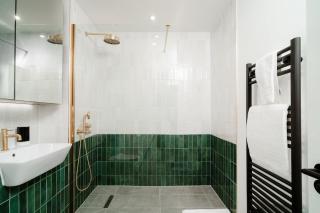 Lockside Apartment 12 - 6