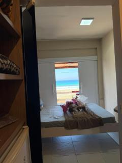 Apartamento com 2 quartos, varanda e vista para o mar - Cabo Frio - 0