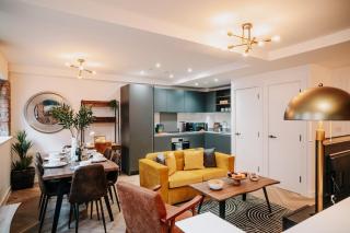 Lockside Apartment 3 - 7
