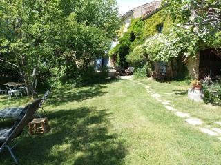superbe gîte au coeur d'un Mas haut provençal - 2
