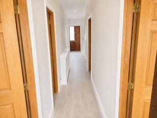 Modern Stay in the Heart of Thurles Room 2 Shared Apt - 6