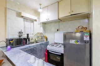 Harlequins Suites Apartment, next to Harlequins Suites Hotel - 3