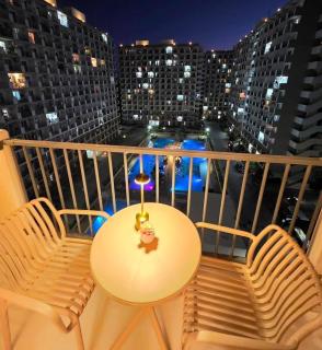 Evas Chillspot Condotel - 8