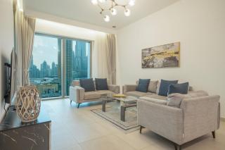Vacay Lettings - Premium 2BHK, Burj Khalifa View, Downtown Dubai - 1