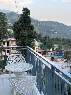 Lucky Home Stay, Free WiFi Kitchen Balcony In Dharamshala - 9