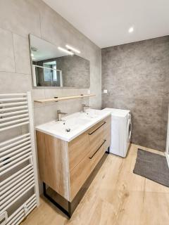 Gîtes rénovés pour 8 pers - piscine privée, Cantal - 6
