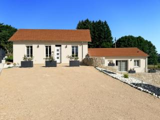 Gîtes rénovés pour 8 pers - piscine privée, Cantal - 5
