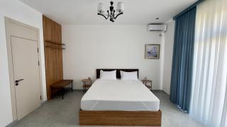Humor Hotel - 3