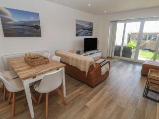 Cwtch Treth - 7