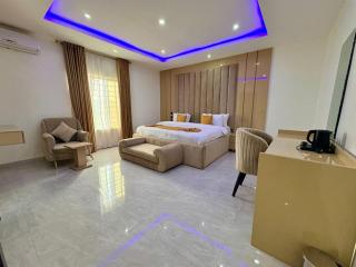 Dpounds Hotel & Suites - 3